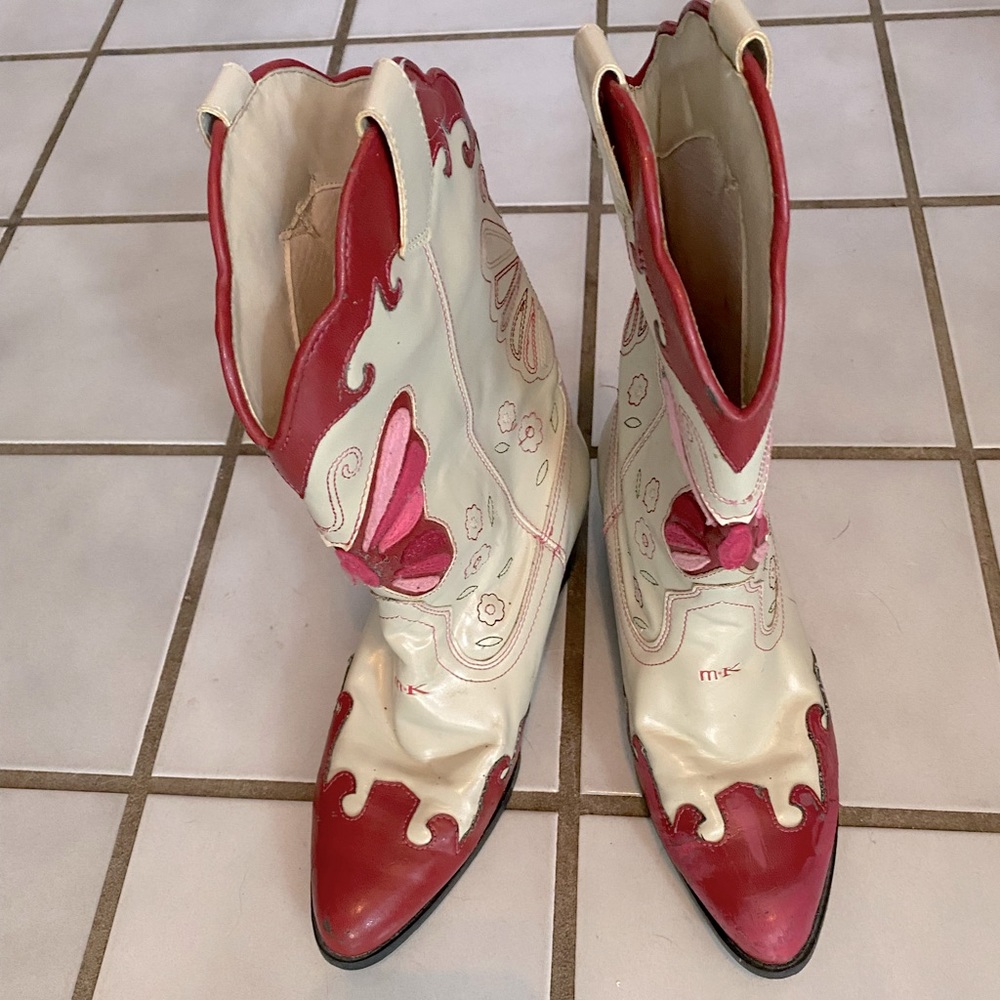 Red & Pink Butterfly Cowboy boots. Size 5.5 MK brand.